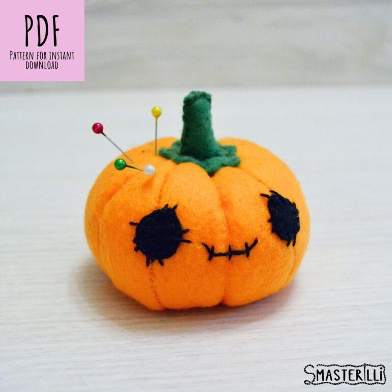 Make a Fun Felt Pumpkin Pattern & Tutorial PDF - DIY Stuffed Felt Pincushion